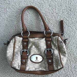 Fossil purse
